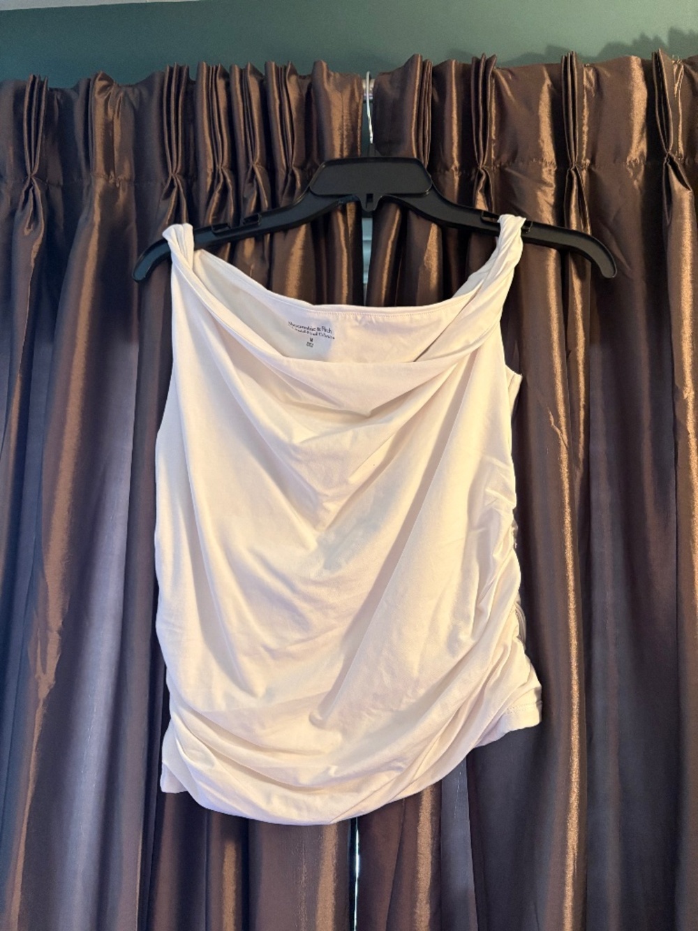 Women’s Abercrombie asymmetrical top
